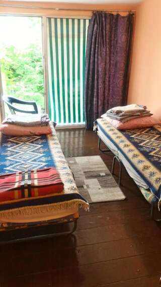 Гостевой дом Green Stairs Guest house Тбилиси Двухместный номер с 2 отдельными кроватями-3