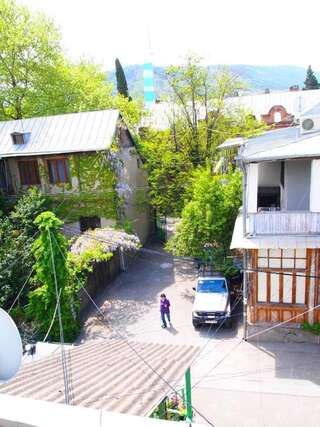Гостевой дом Green Stairs Guest house Тбилиси-7